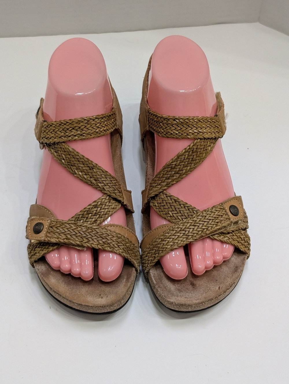Taos Women's EU 38 Trulie Leather Woven Adjustable Tan Sandals 7-7.5 Spain